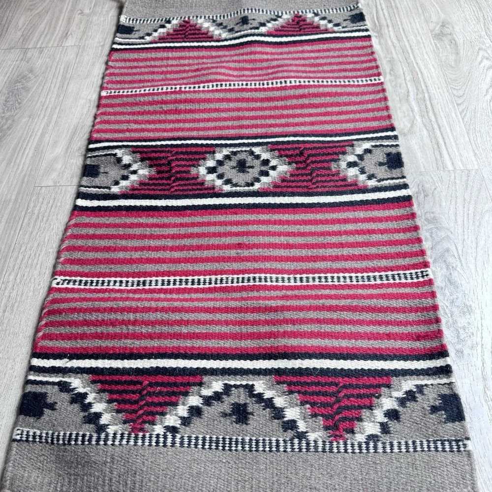VTG Navajo Handwoven Wool Rug 40x20